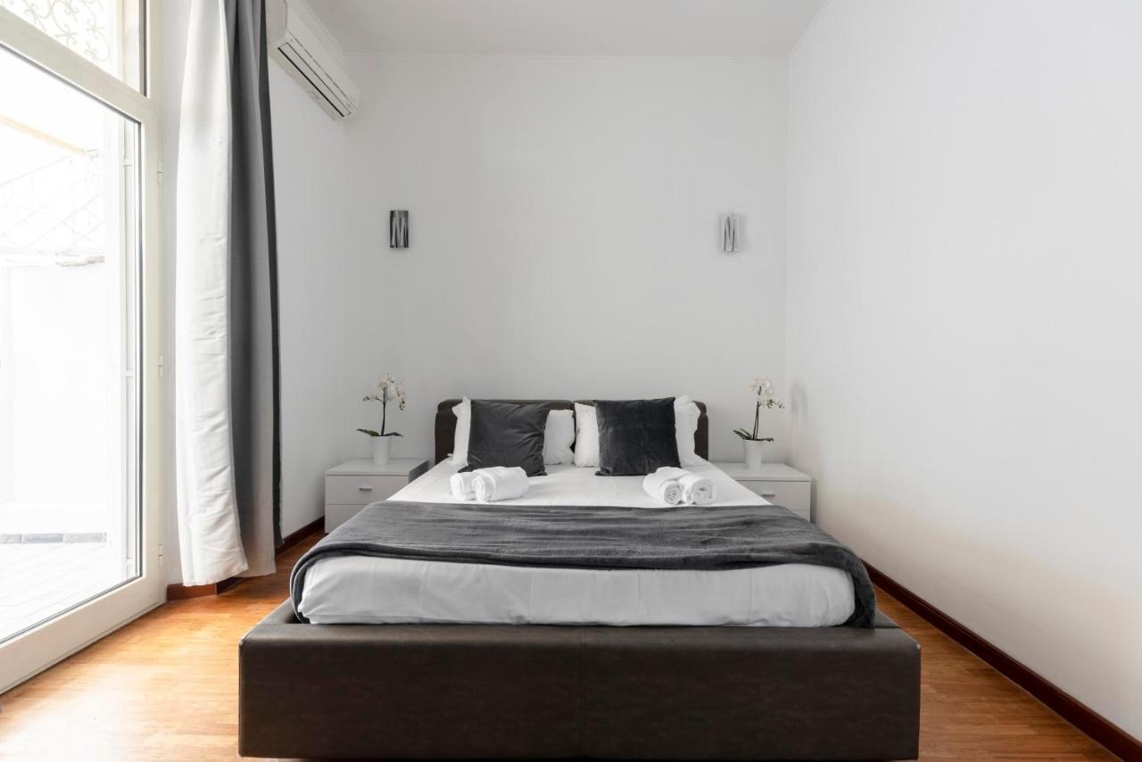 Art House Centro Storico Luxury Apartment Рим Екстериор снимка